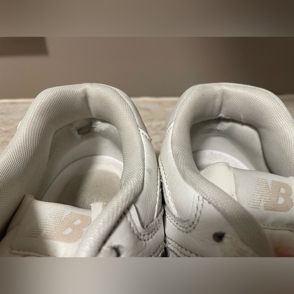 New Balance 550 Sneakers - Picture 2 of 3